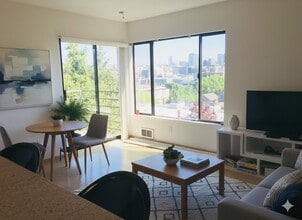 Building Photo - 1312 6th Ave N