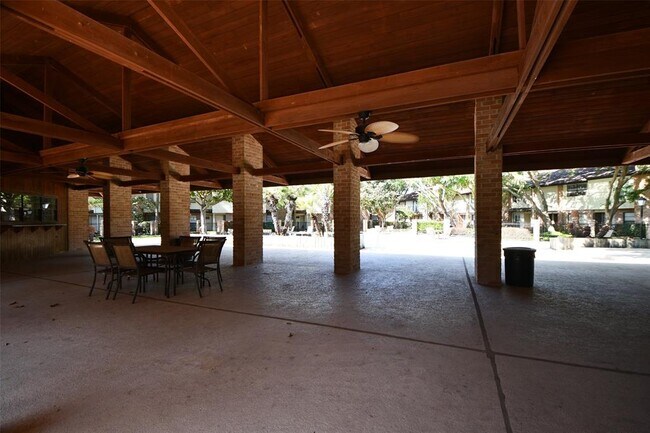 Building Photo - 2596 Bering Dr
