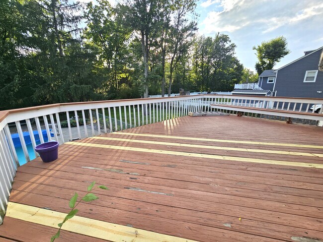 Building Photo - 9 Kitchell Pl