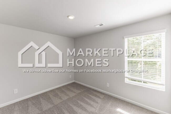 Building Photo - 4127 Hudson Ct SW