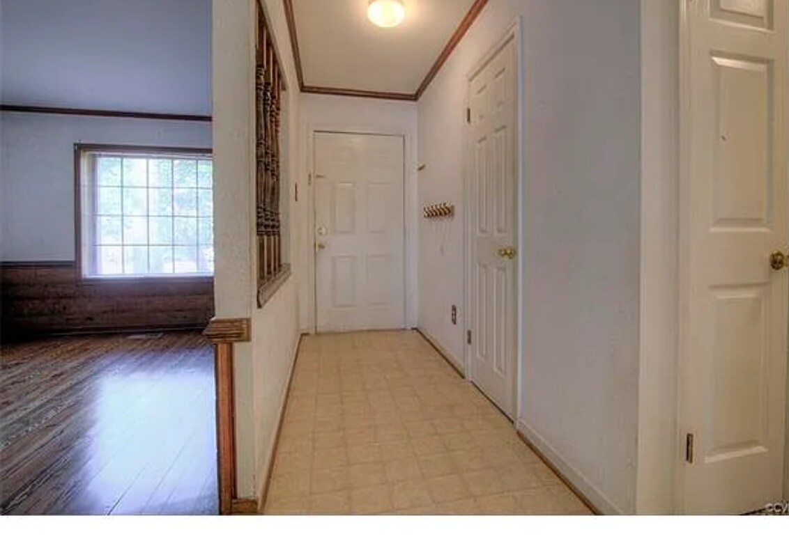 Building Photo - 4816 Junilla Ln