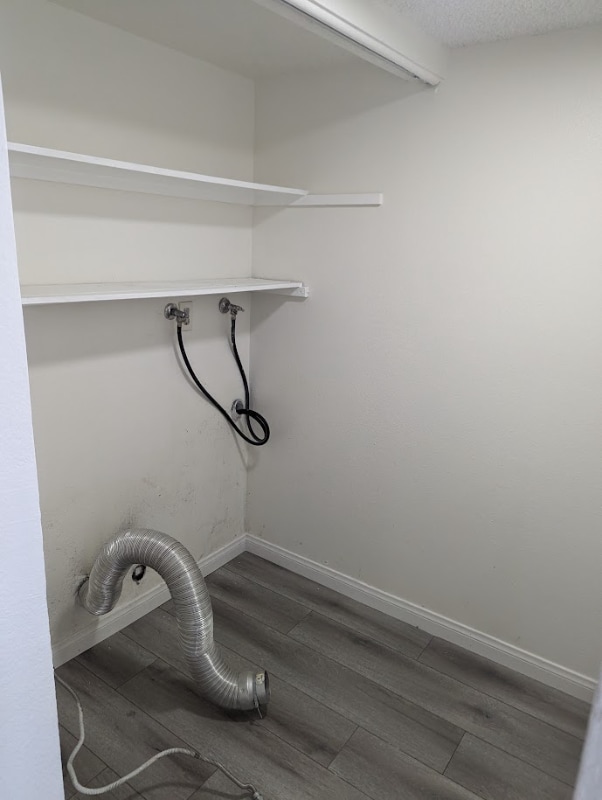 Building Photo - 1046 Canal St