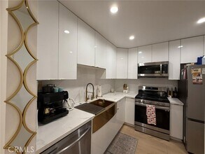 Building Photo - 22139 Burbank Blvd