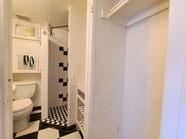 Building Photo - 11234 San Lucas Dr