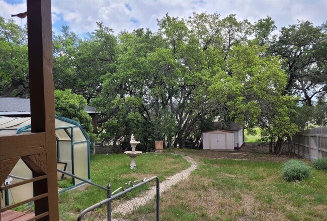 Building Photo - 1189 Pebble Beach Rd