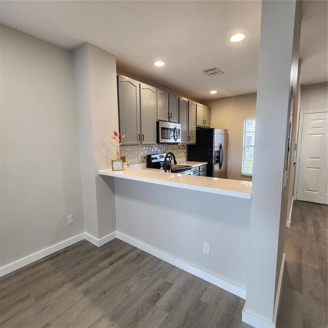 Building Photo - 10672 Savannah Wood Ct