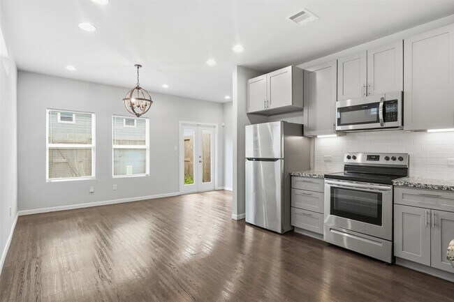 Building Photo - 4937 Ambient Dr