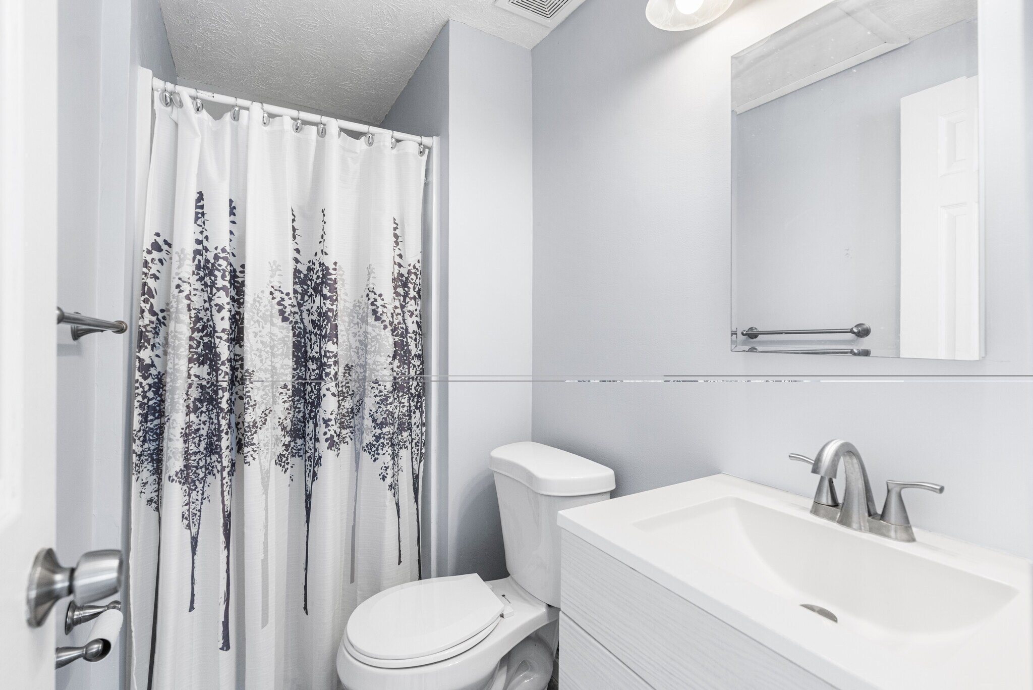 Bathroom #2 - 19136 Willow Spring Dr