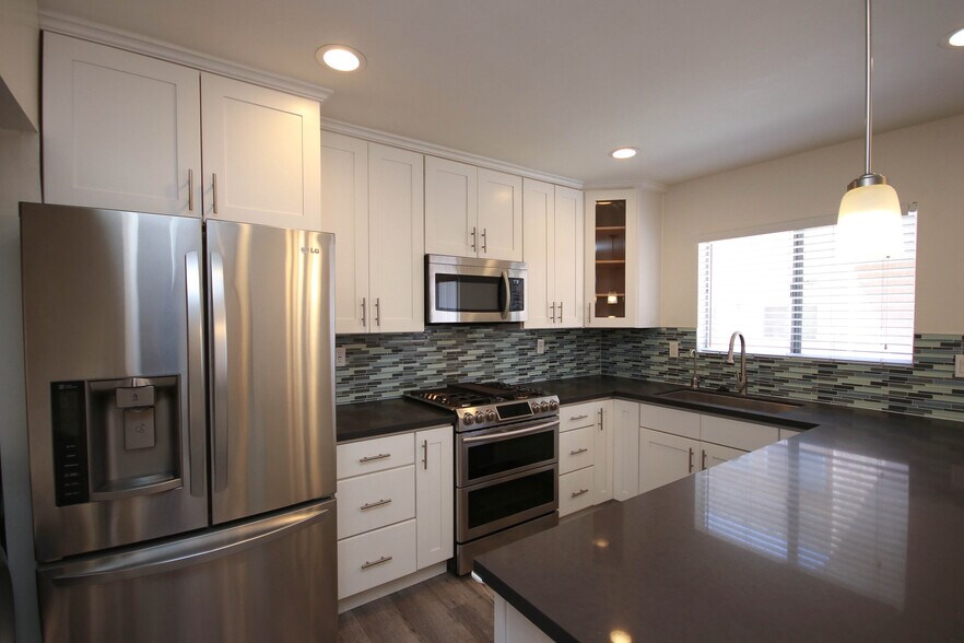 Building Photo - 1508 Dixon St