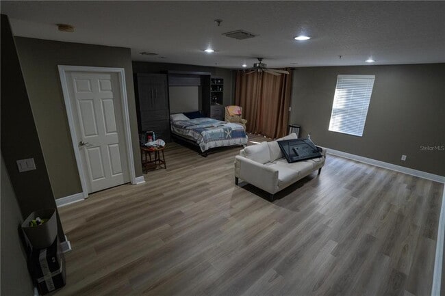 Building Photo - 4639 Overlook Dr NE