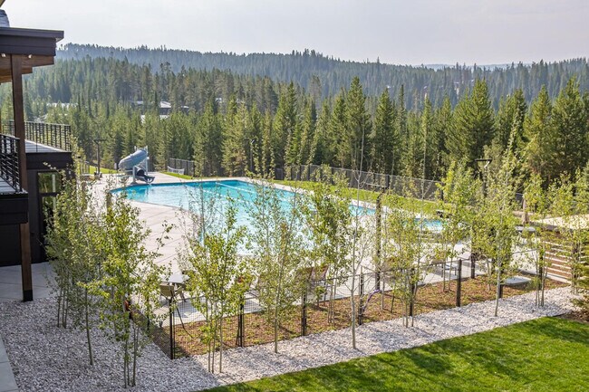 Building Photo - 4 Boathouse Way