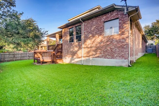 Building Photo - 2606 Mingus Dr