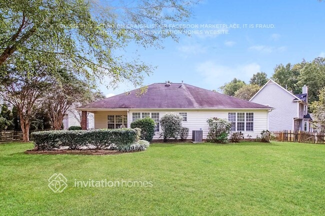 Building Photo - 17032 Stinson Ave