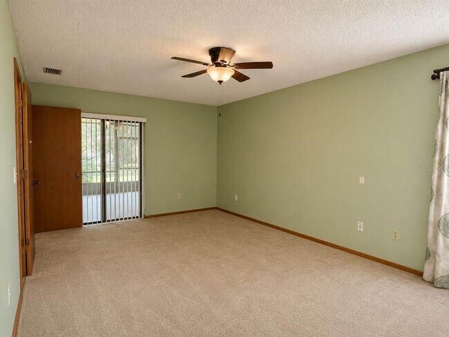 Building Photo - 1455 King Ct