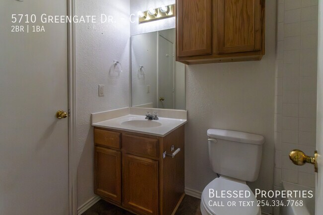 Building Photo - 5710 Greengate Dr