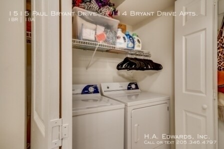 Building Photo - 1515 Paul W Bryant Dr