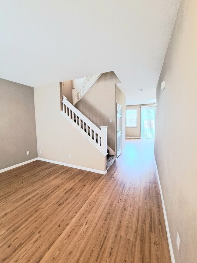 Building Photo - 5090 Napa Shore Dr