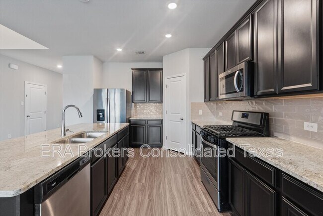 Building Photo - 17300 Antioch Ave