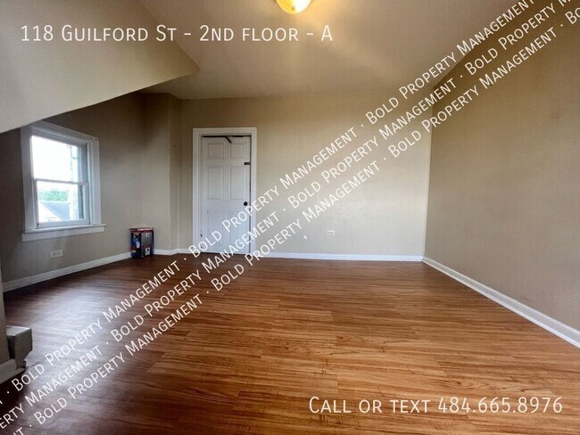 Building Photo - 118 Guilford St