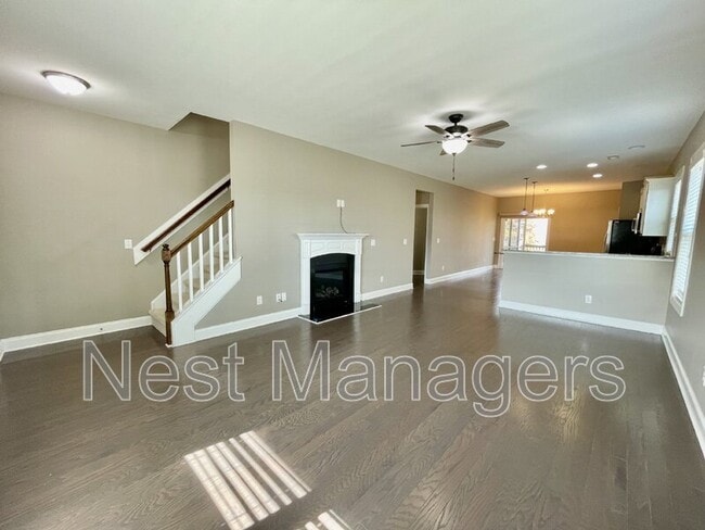 Building Photo - 385 Falls Creek Dr