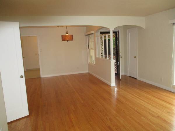 Building Photo - G1 | 170-172 12th Avenue*