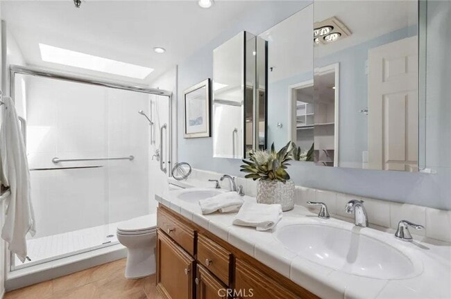 Building Photo - 230 Lille Ln