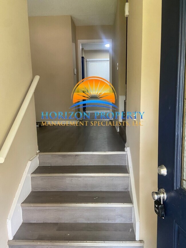 Building Photo - 2803 Coosa Cir NW