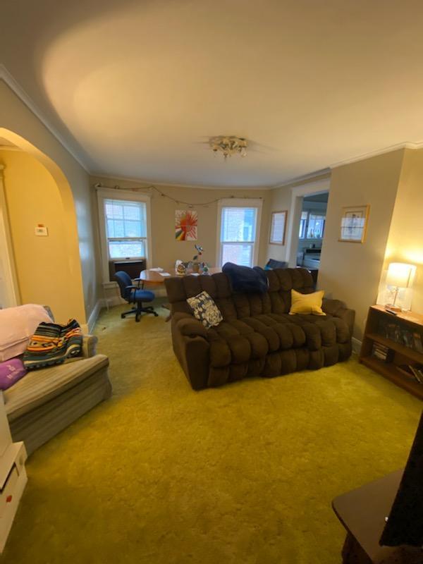 Building Photo - 250 Center St