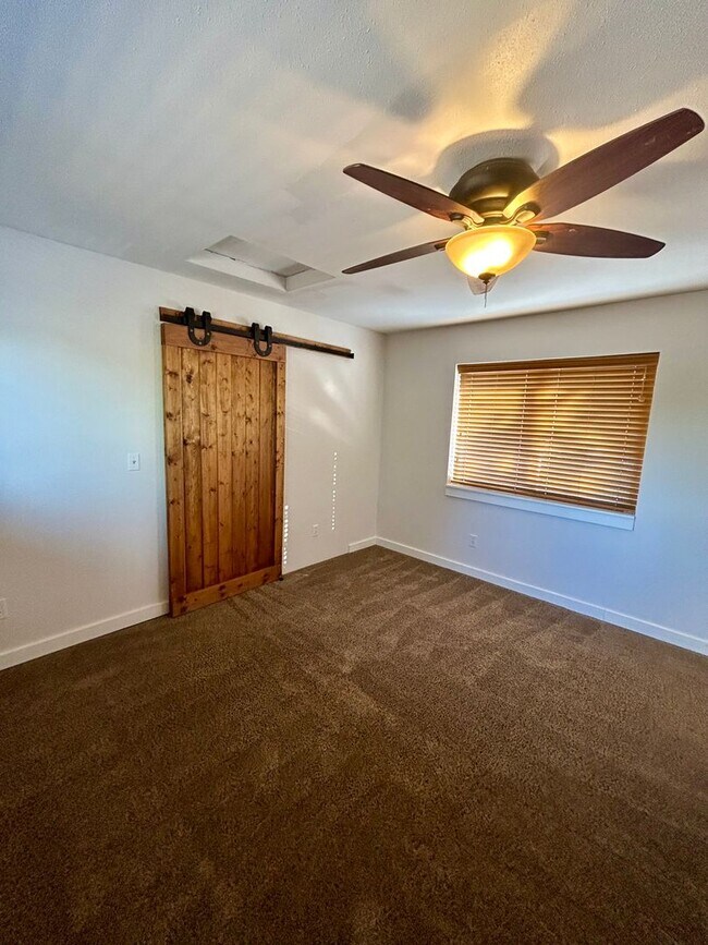 Building Photo - 8230 WA-903