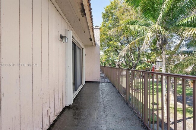 Building Photo - 48 Matador Ln