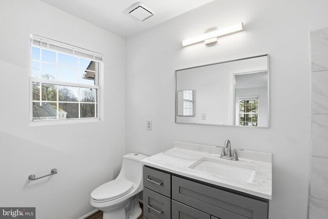 Building Photo - 10718 Kitchener Ct