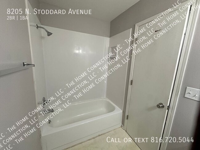 Building Photo - 8205 N Stoddard Ave