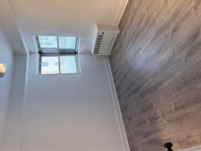 Building Photo - 6251 N Talman Ave