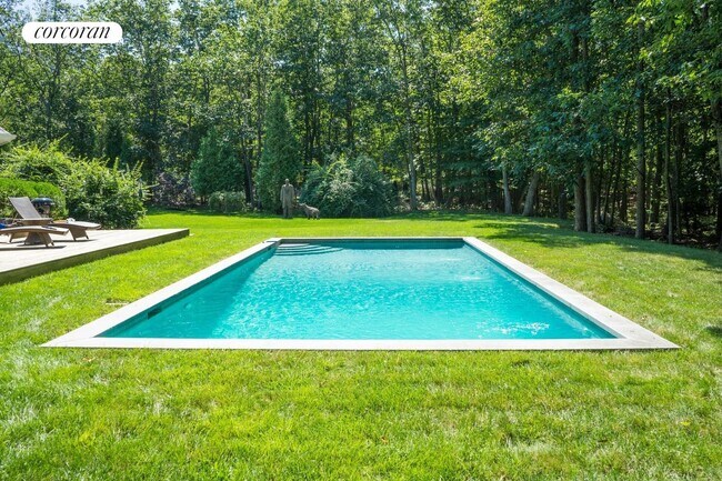 Building Photo - 12 Northview Dr