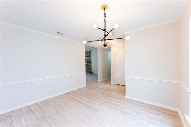Building Photo - 1105 Bayshore Dr