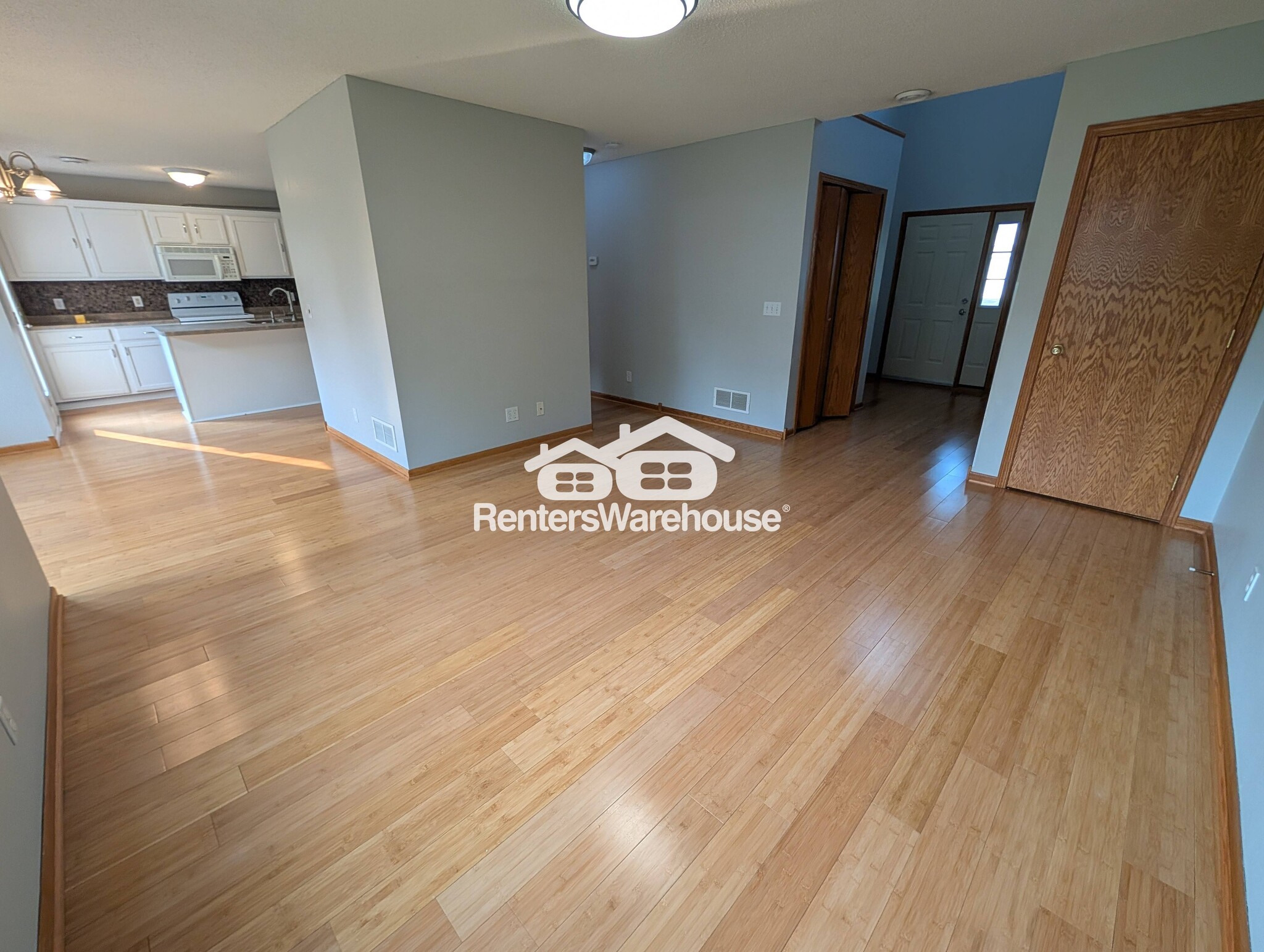 Building Photo - 10549 64th Way NE