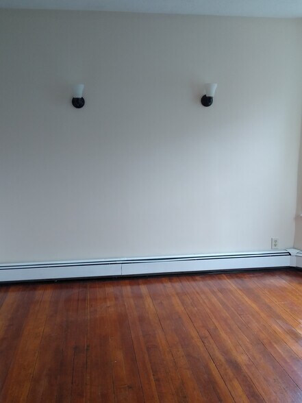 Building Photo - 1 Gold Star Pl