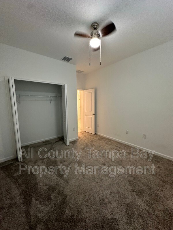 Building Photo - 220 Pershing St