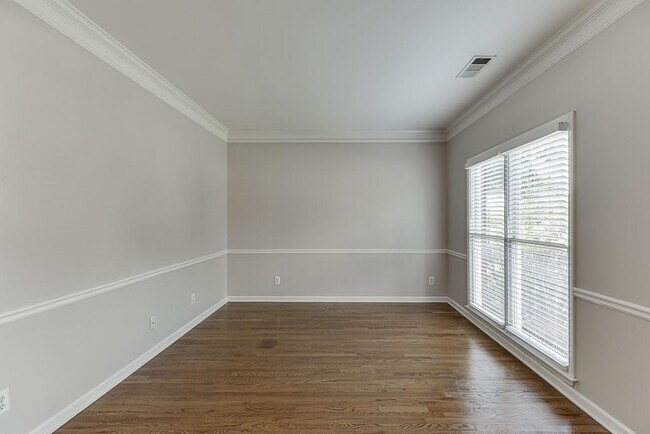Building Photo - 1795 Lake Heights Cir