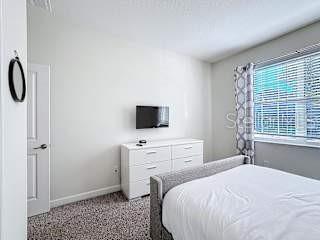Building Photo - 1589 Flange Dr