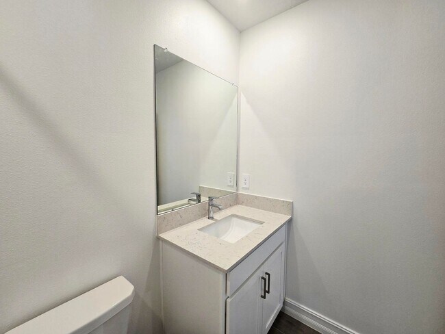 Building Photo - Annual Rental in Stonegate Preserve – Brand-New 3 Bedroom, 2.5 Bath Home with Loft, Main-Level Pr...