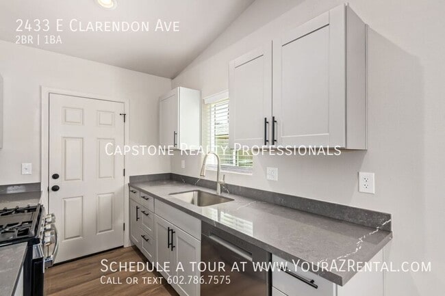 Building Photo - 2433 E Clarendon Ave