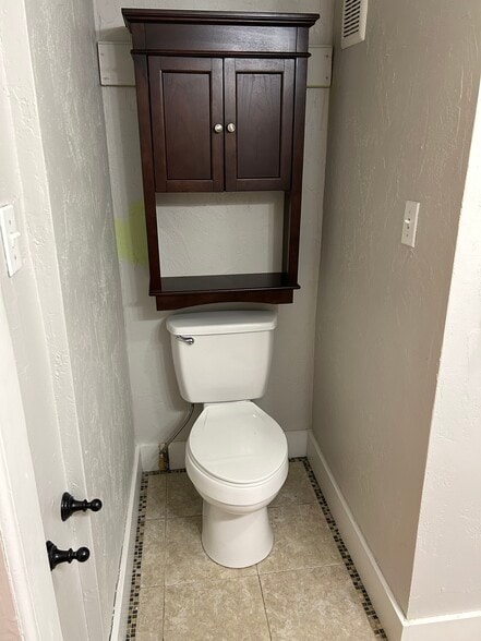 Building Photo - 417 Nicolet Blvd