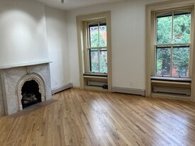 Building Photo - 143 Sussex St