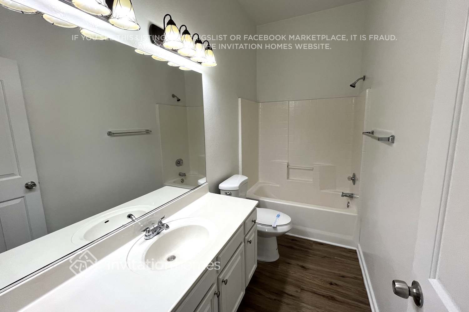 Building Photo - 16003 N Lasso Dr