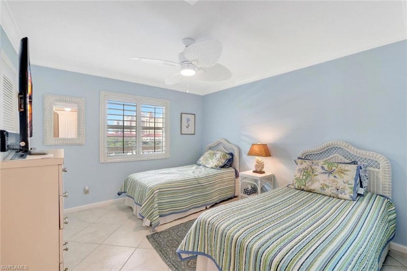 Building Photo - 271 Southbay Dr