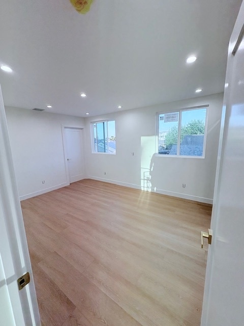 Building Photo - 8315 Kittyhawk Ave