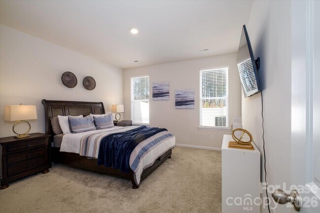 Building Photo - 8156 Merryvale Ln