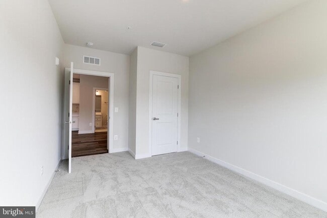 Building Photo - 46270 Mount Allen Ter
