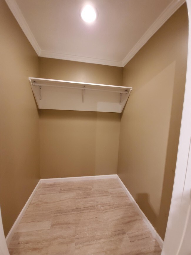 Building Photo - 3108 Aster St